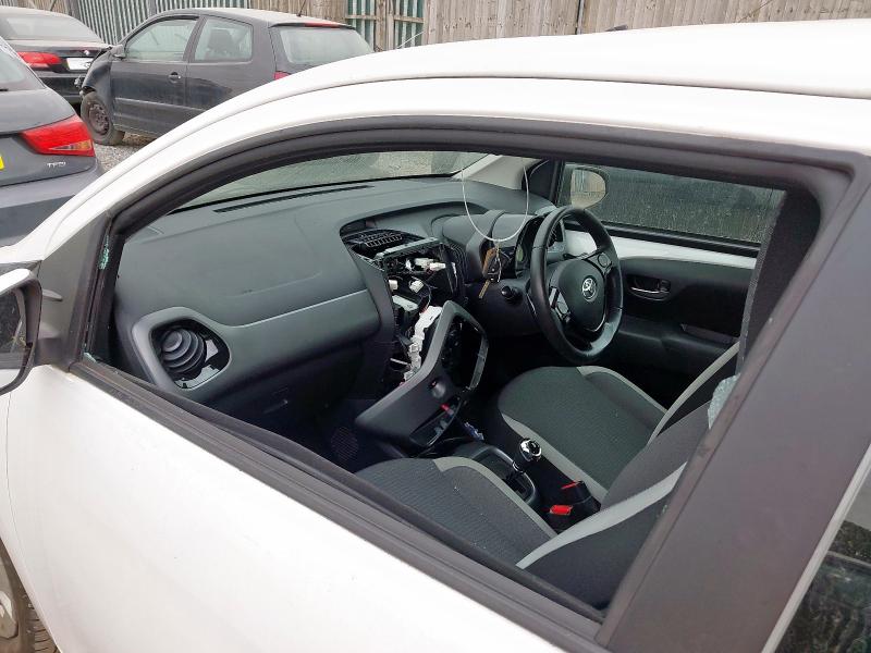 2021 TOYOTA AYGO X-PLAY TSS VVT-I CVT 