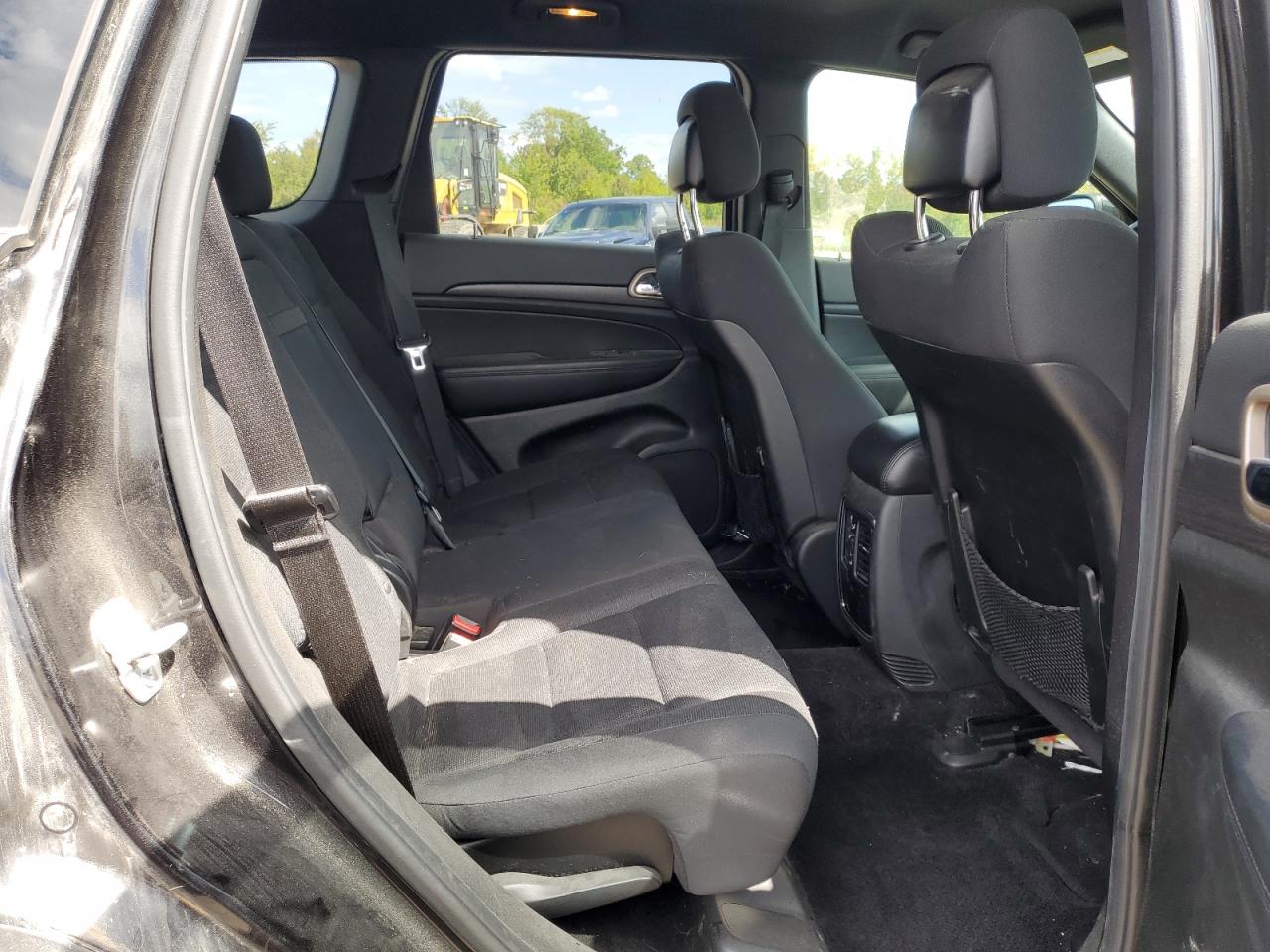 2015 Jeep Grand Cherokee Laredo VIN: 1C4RJFAG5FC697093 Lot: 70702055