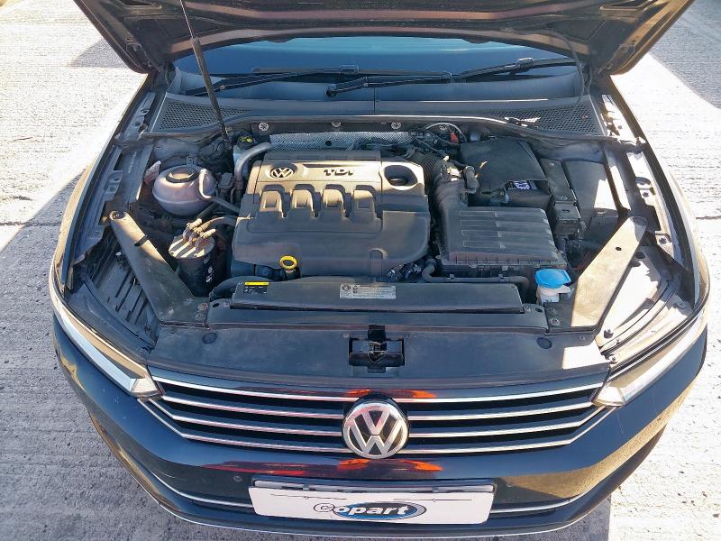 2016 VOLKSWAGEN PASSAT GT TDI BLUEMOTION 