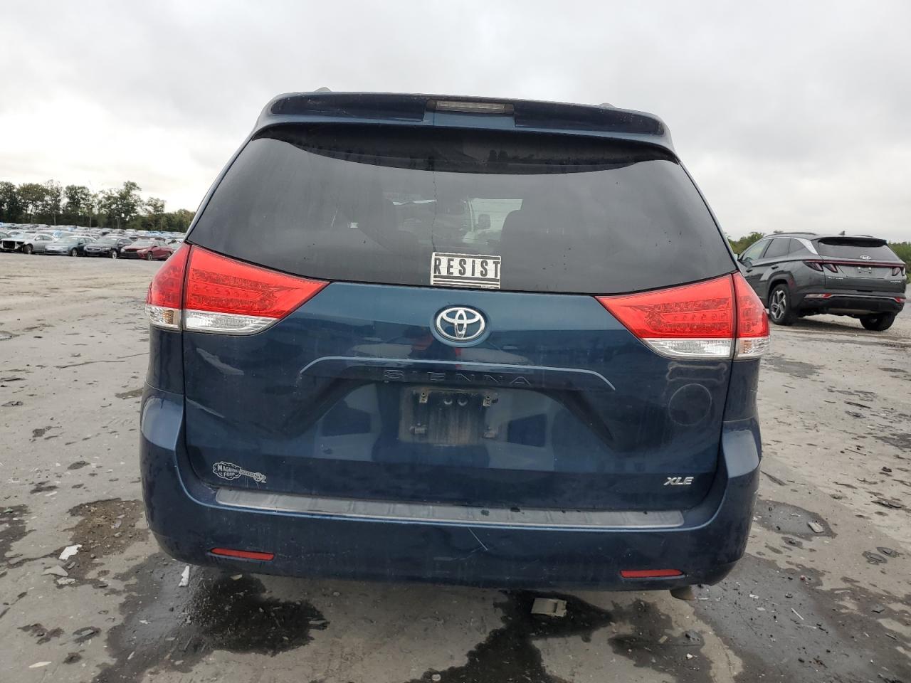 2012 Toyota Sienna Xle VIN: 5TDYK3DC9CS248591 Lot: 72046695
