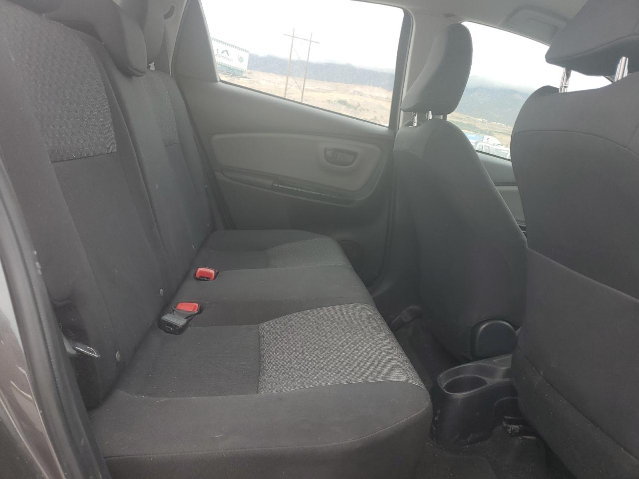 2015 Toyota Yaris VIN: VNKKTUD39FA032063 Lot: 81953675