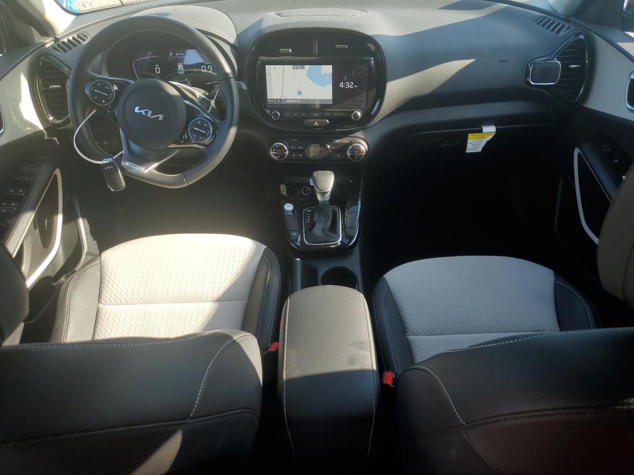 2024 Kia Soul Gt Line VIN: KNDJ53AU3R7229737 Lot: 80778945