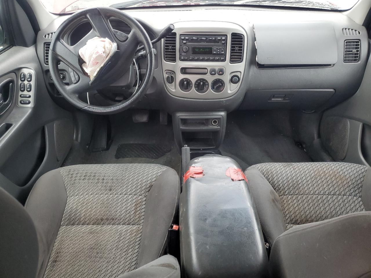 2003 Ford Escape Xlt VIN: 1FMYU93143KC05244 Lot: 84258325