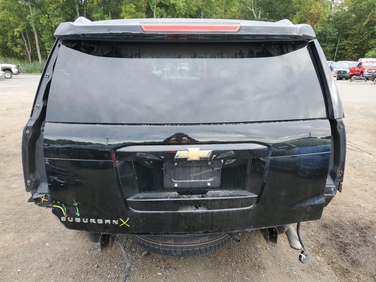 2019 Chevrolet Suburban K1500 Lt VIN: 1GNSKHKC4KR140812 Lot: 80847375