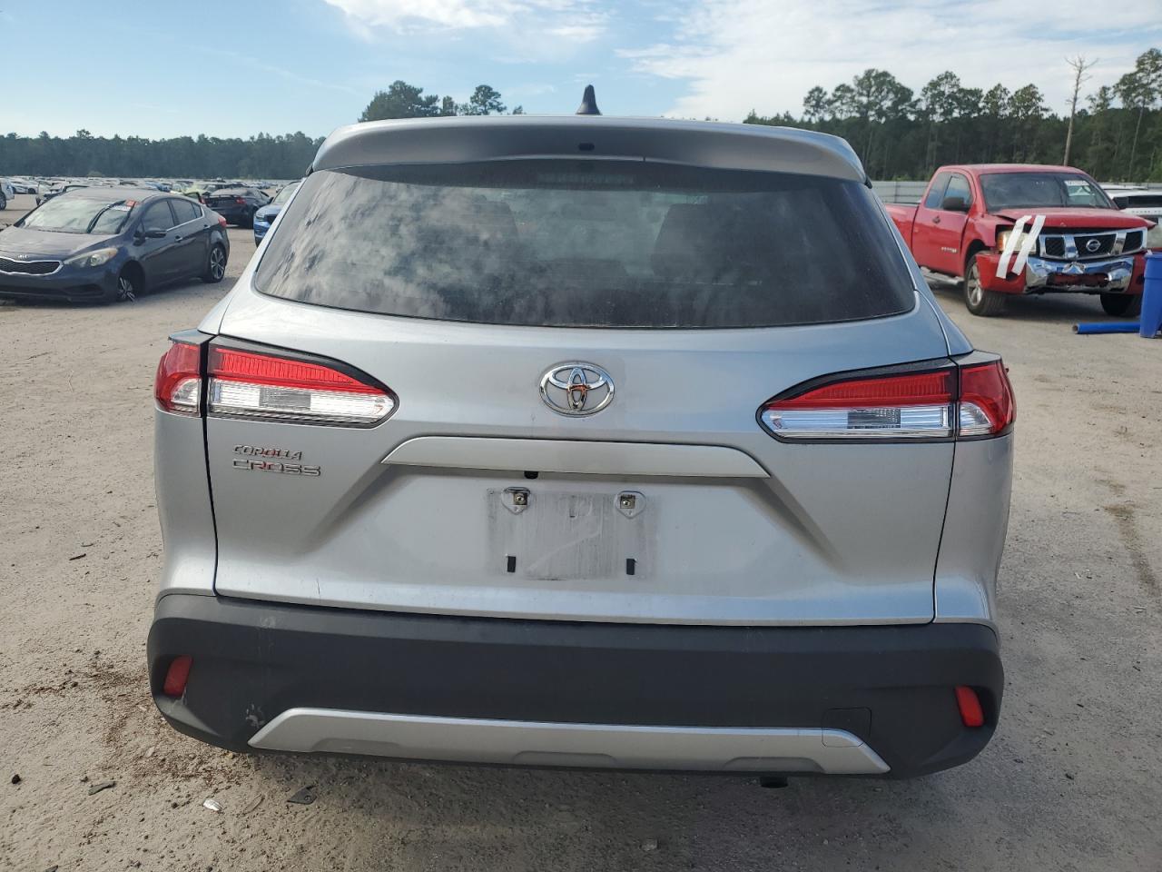 2022 Toyota Corolla Cross L VIN: 7MUAAAAG4NV021334 Lot: 84017205