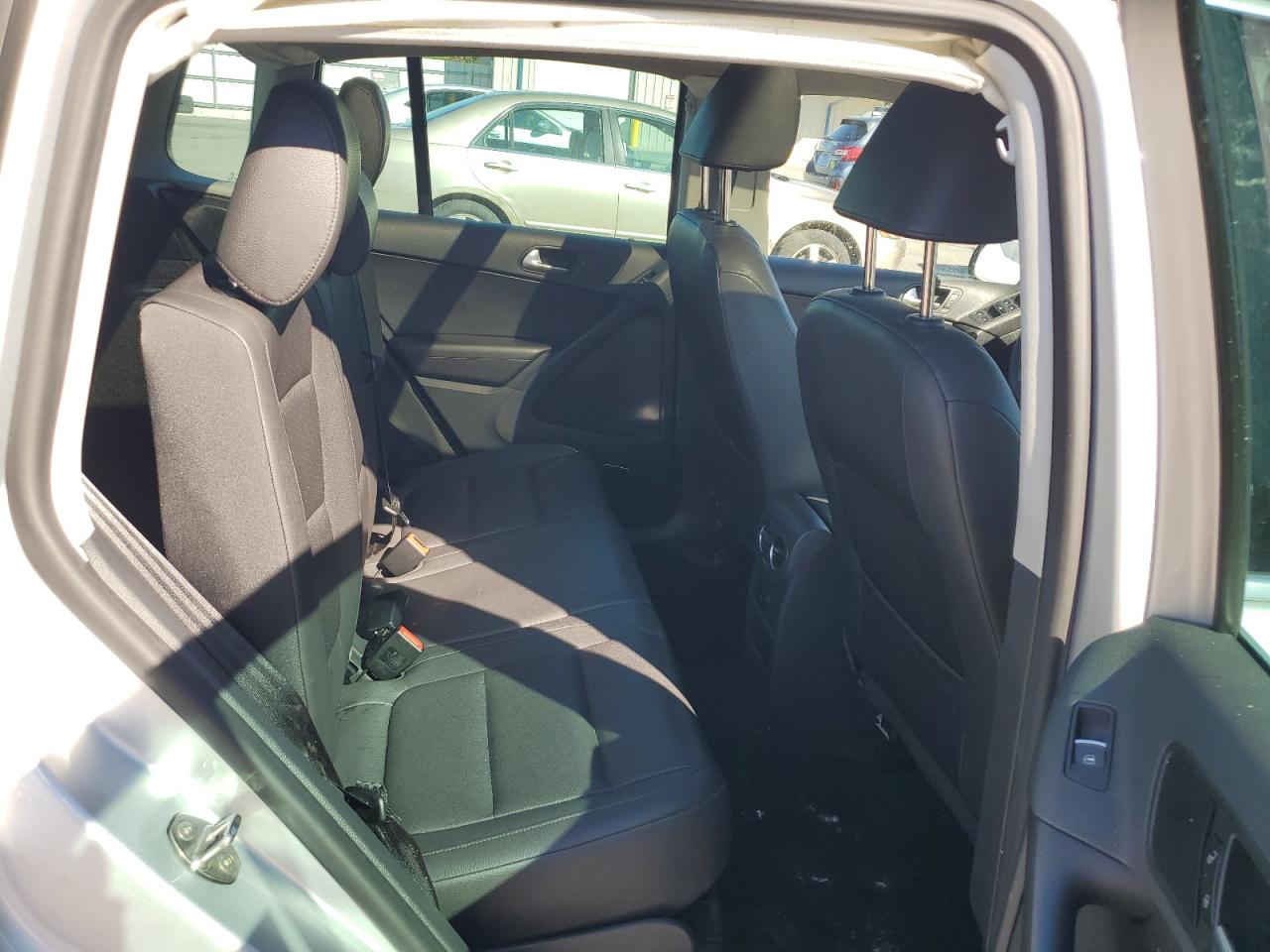 2014 Volkswagen Tiguan S VIN: WVGBV3AX9EW573681 Lot: 81641635