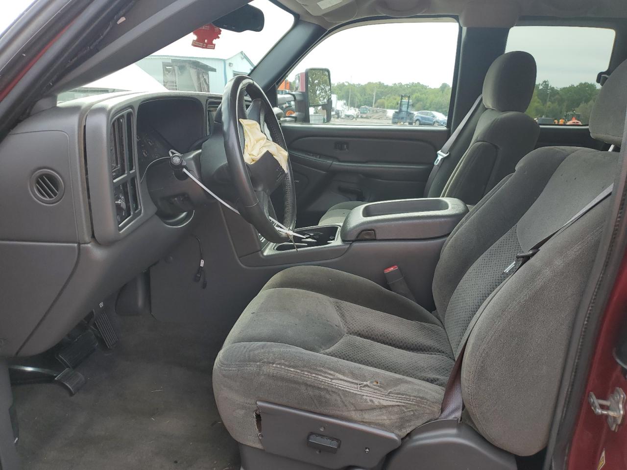 2004 Chevrolet Silverado K2500 Heavy Duty VIN: 1GCHK29234E337249 Lot: 81853035