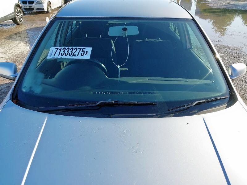 2001 VOLKSWAGEN GOLF GTI 