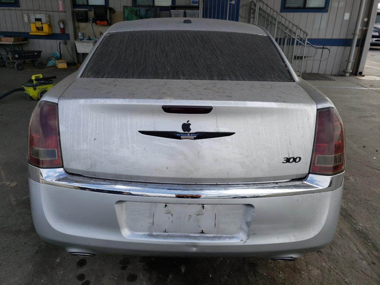 2012 Chrysler 300 Limited VIN: 2C3CCACG1CH221713 Lot: 80194305