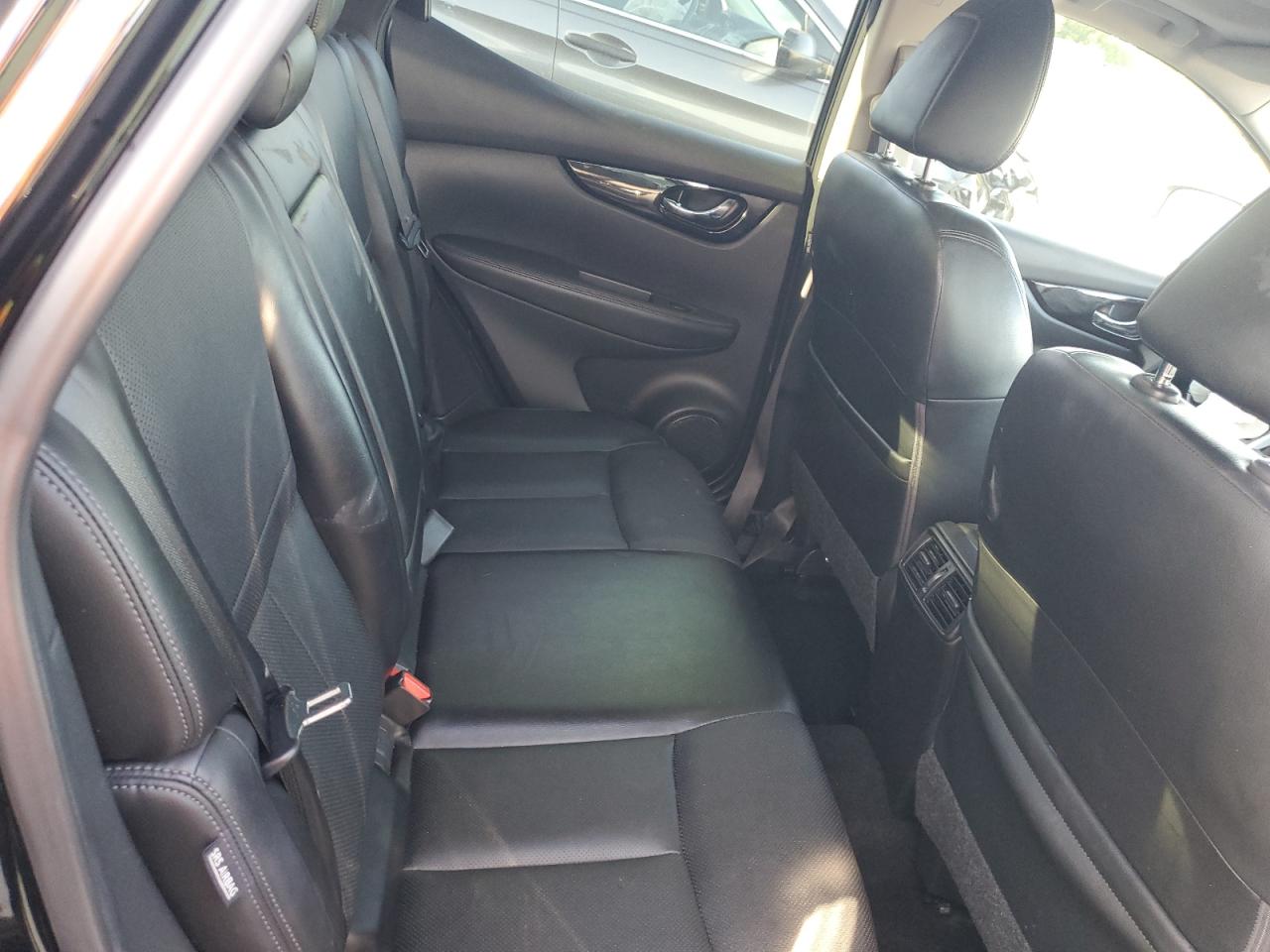 2022 Nissan Rogue Sport Sl VIN: JN1BJ1CW6NW486526 Lot: 80817265