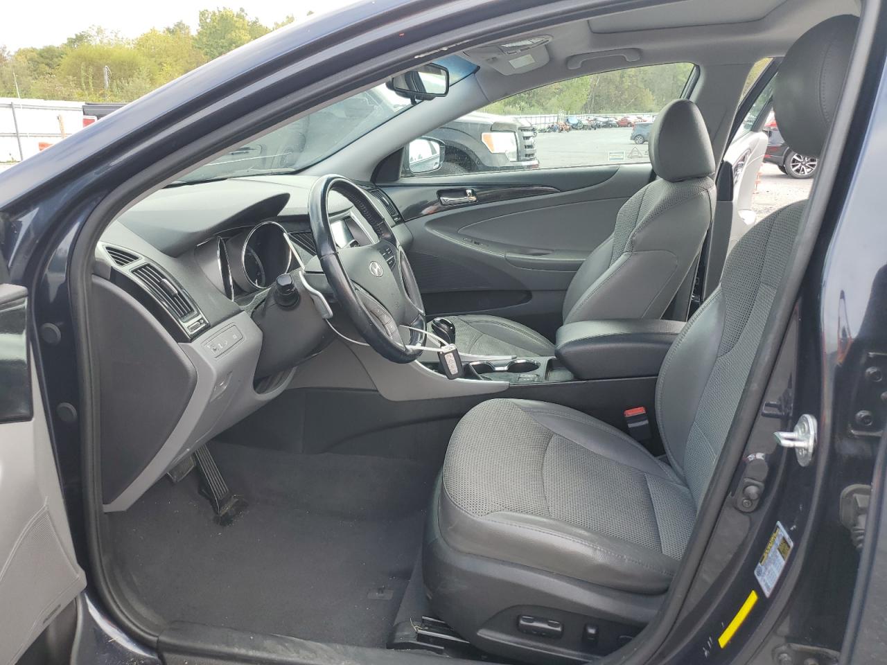 2014 Hyundai Sonata Se VIN: 5NPEC4AB5EH888758 Lot: 81250235