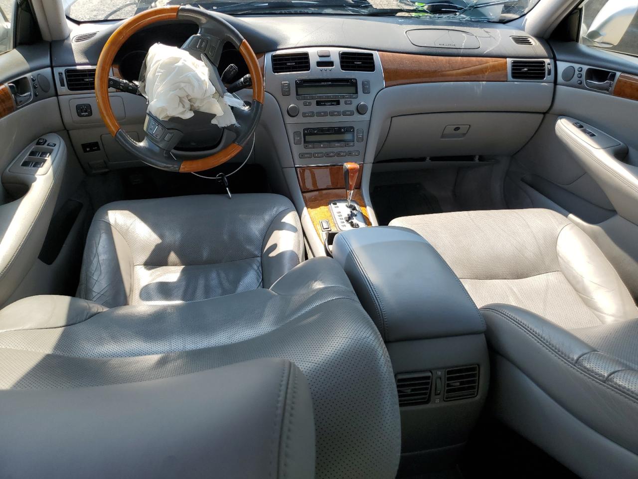 2005 Lexus Es 330 VIN: JTHBA30G555136623 Lot: 80608725