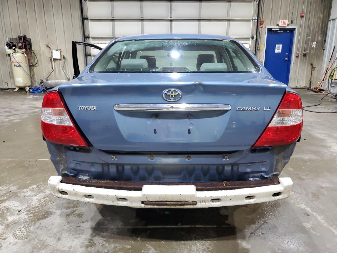 2004 Toyota Camry Le VIN: 4T1BE32K04U898538 Lot: 84413415