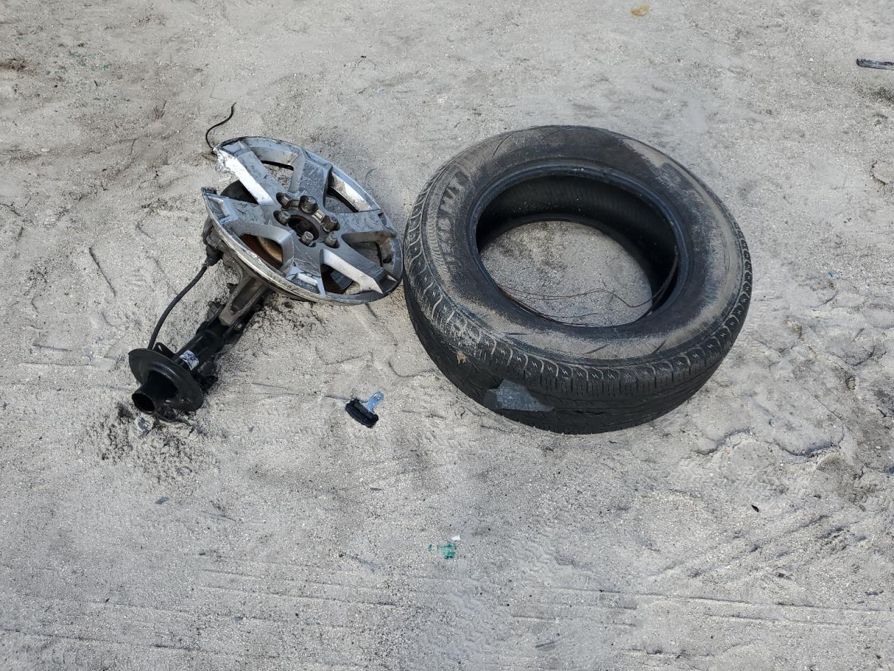 2008 Saturn Outlook Xe VIN: 5GZER13728J285587 Lot: 84174165