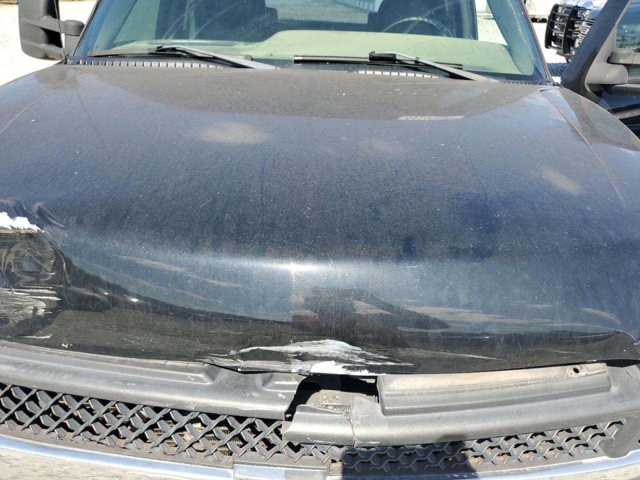 2001 Chevrolet Silverado C2500 Heavy Duty VIN: 1GCHC23G31F147958 Lot: 81145205