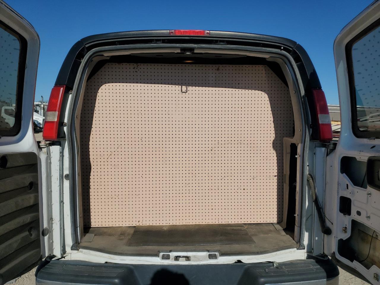 2013 Chevrolet Express G2500 VIN: 1GCWGGCG6D1122658 Lot: 81047535