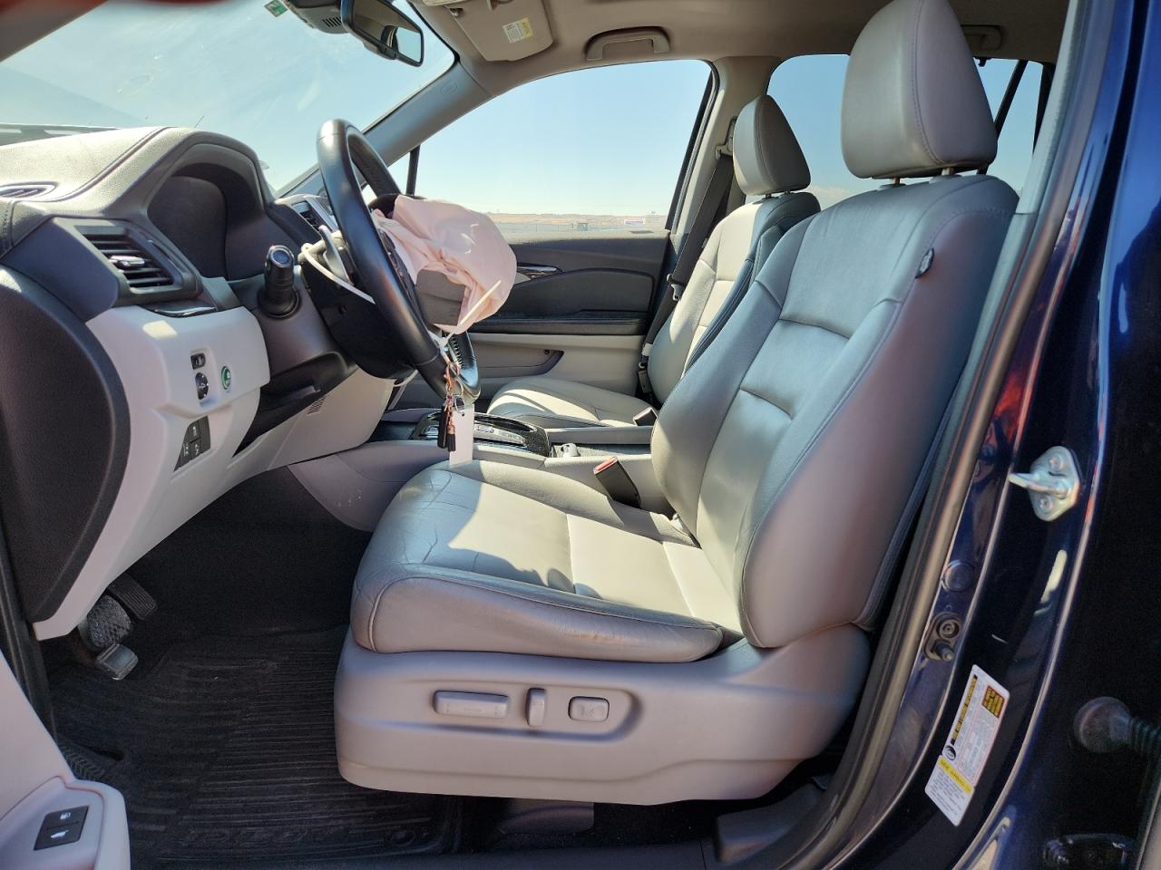 2016 Honda Pilot Touring VIN: 5FNYF6H93GB021878 Lot: 81119755