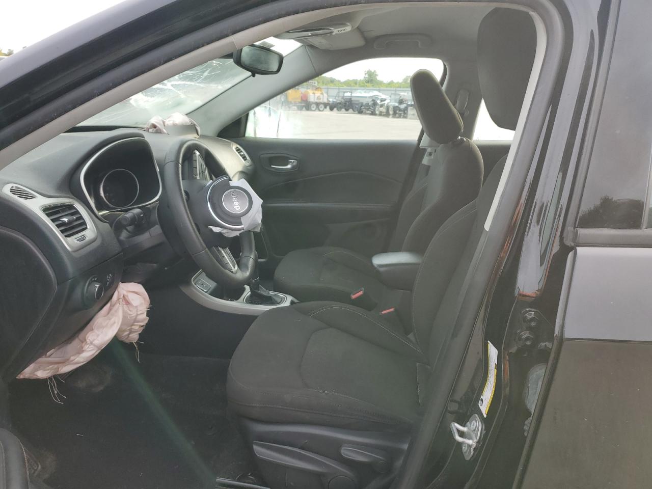 2020 Jeep Compass Sport VIN: 3C4NJCAB9LT253104 Lot: 80585765