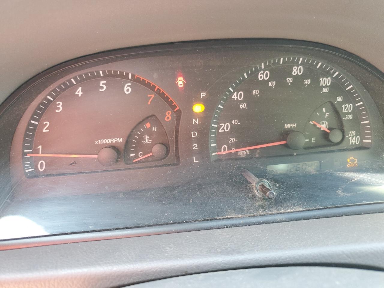 2003 Toyota Camry Le VIN: JTDBE32K030172320 Lot: 81696625