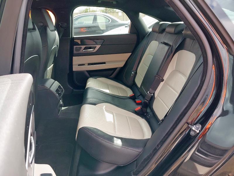 2018 JAGUAR XF 2.0D [240] R-SPORT 4DR AUTO