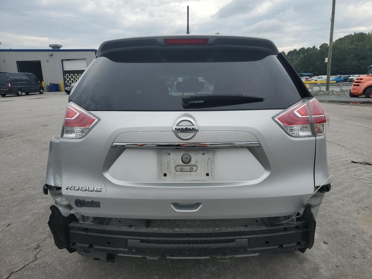 2016 Nissan Rogue S VIN: JN8AT2MT7GW016557 Lot: 81907315