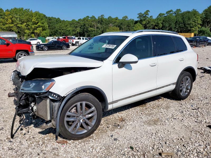  VOLKSWAGEN TOUAREG TD 2016 Biały