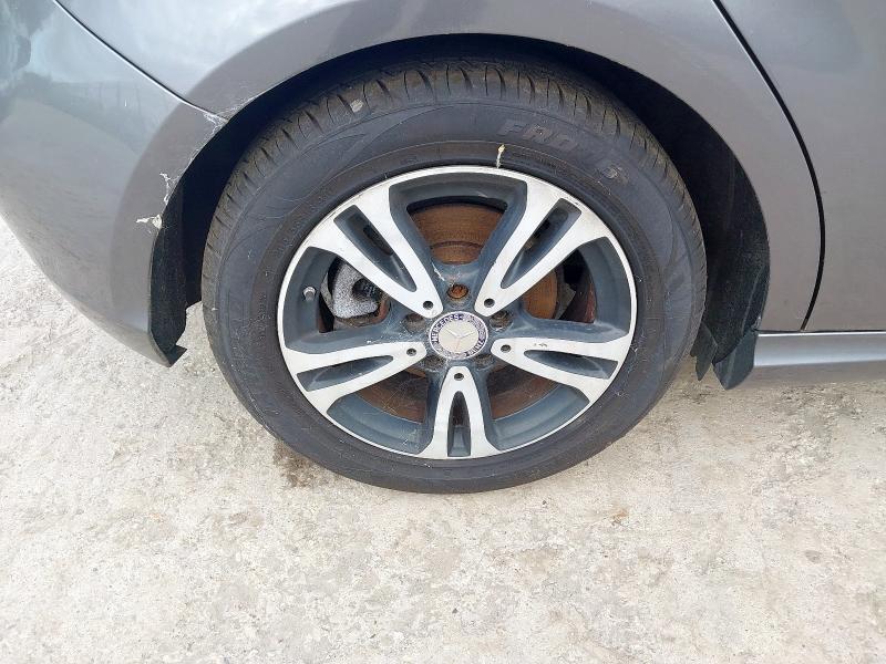 2015 MERCEDES-BENZ A 180 D SE AUTO 