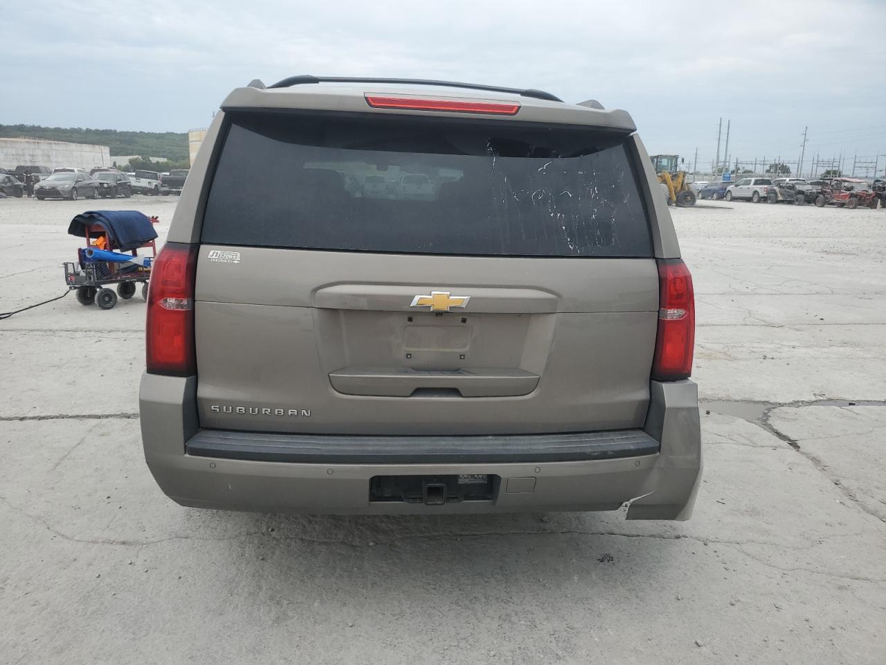 2017 Chevrolet Suburban K1500 Ls VIN: 1GNSKGKCXHR398657 Lot: 80395525