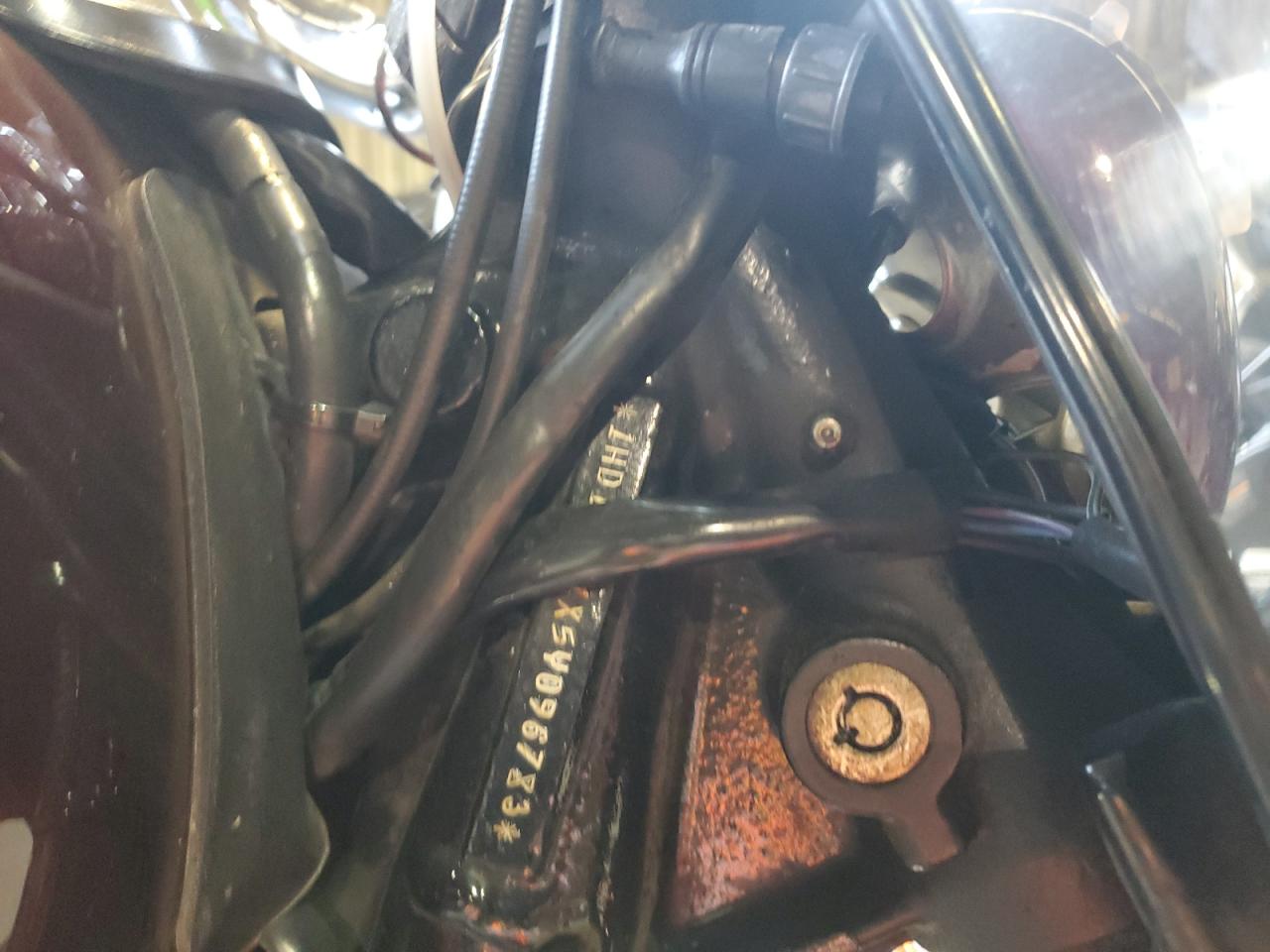 2005 Harley-Davidson Flstci VIN: 1HD1BWB1X5Y096783 Lot: 92928025