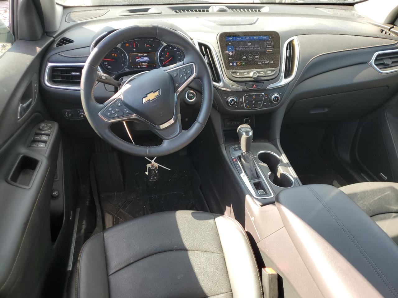 2020 Chevrolet Equinox Premier VIN: 3GNAXYEX6LS738166 Lot: 84258915