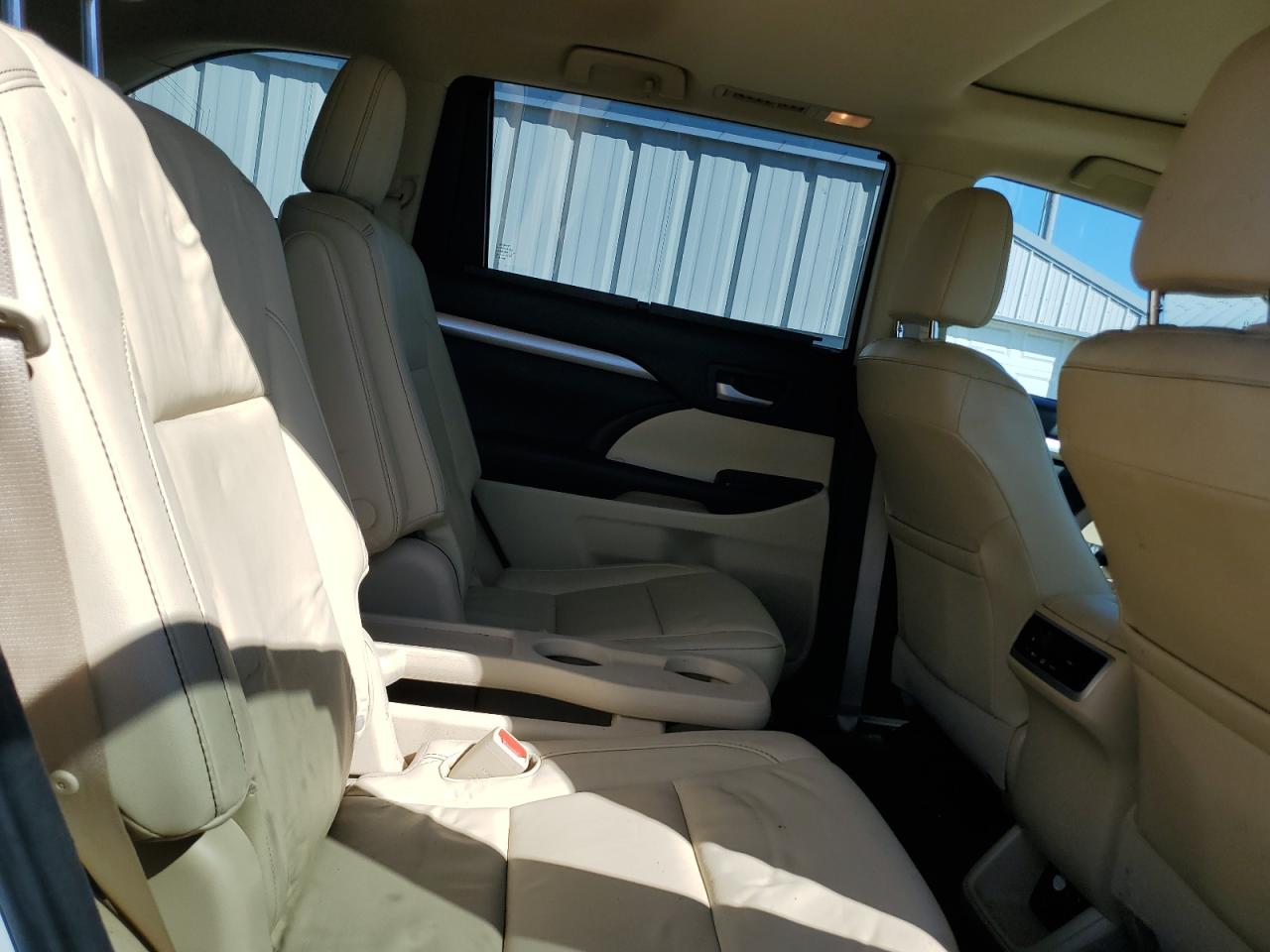 2014 Toyota Highlander Xle VIN: 5TDKKRFHXES026792 Lot: 81195035