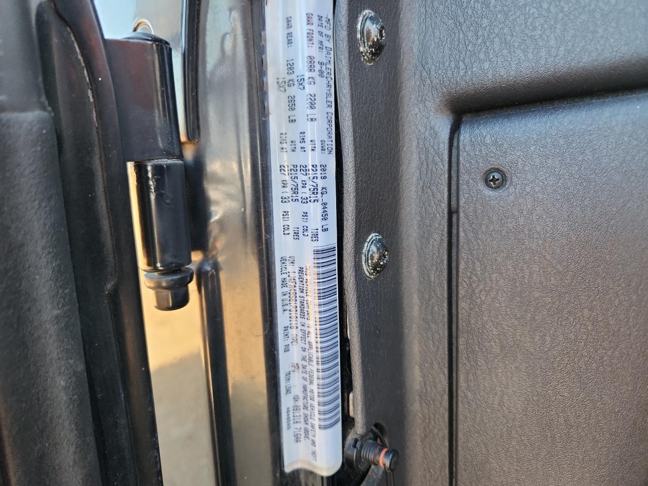 2001 Jeep Wrangler / Tj Sport VIN: 1J4FA49S81P319118 Lot: 81873175