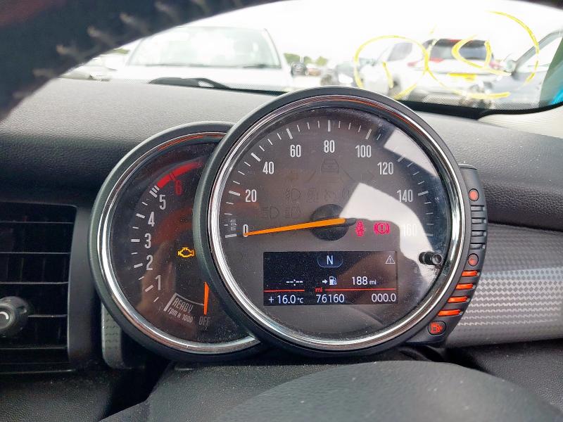 2014 MINI COOPER D 