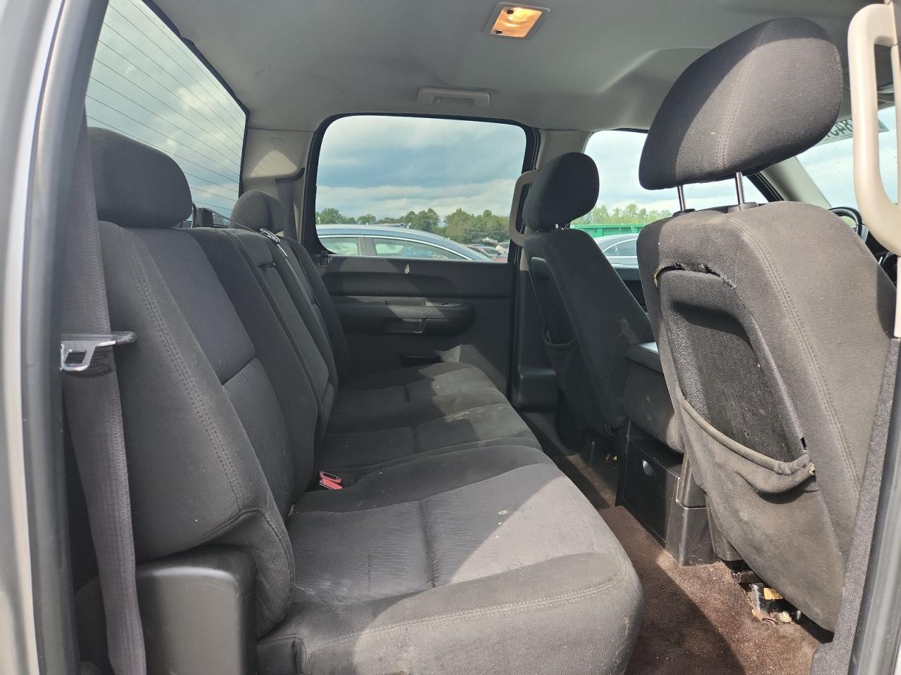 2011 Chevrolet Silverado C1500 Lt VIN: 3GCPCSE02BG129320 Lot: 81843705