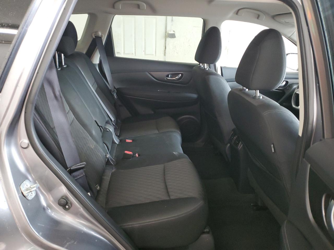 2018 Nissan Rogue S VIN: KNMAT2MV4JP593528 Lot: 80945625