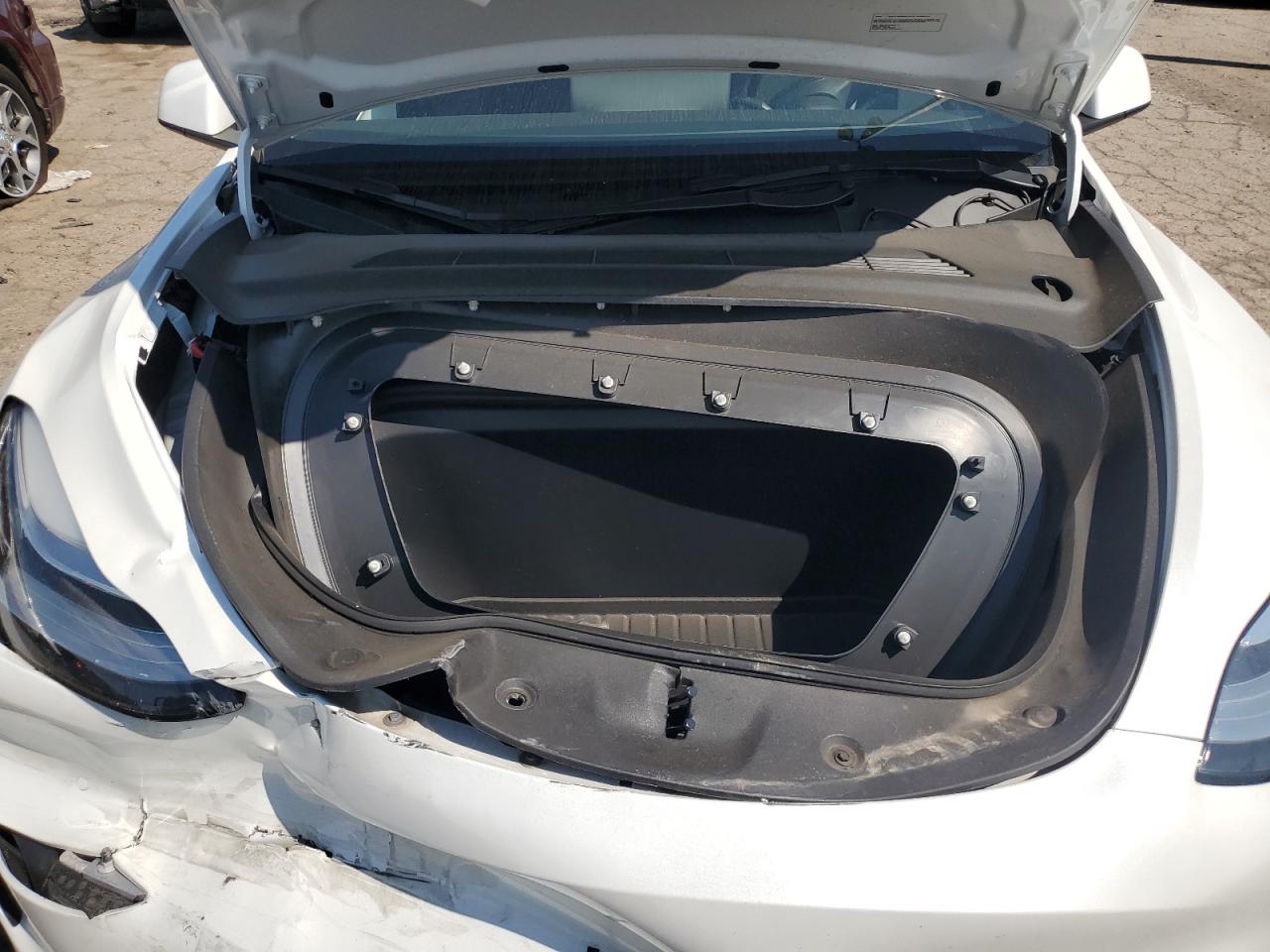 2022 Tesla Model Y VIN: 7SAYGDEE5NF374402 Lot: 71036825