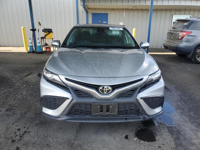  TOYOTA CAMRY 2024 Серебристый