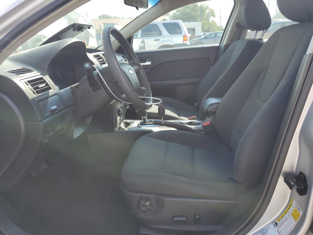 2012 Ford Fusion Se VIN: 3FAHP0HA8CR136172 Lot: 81899705