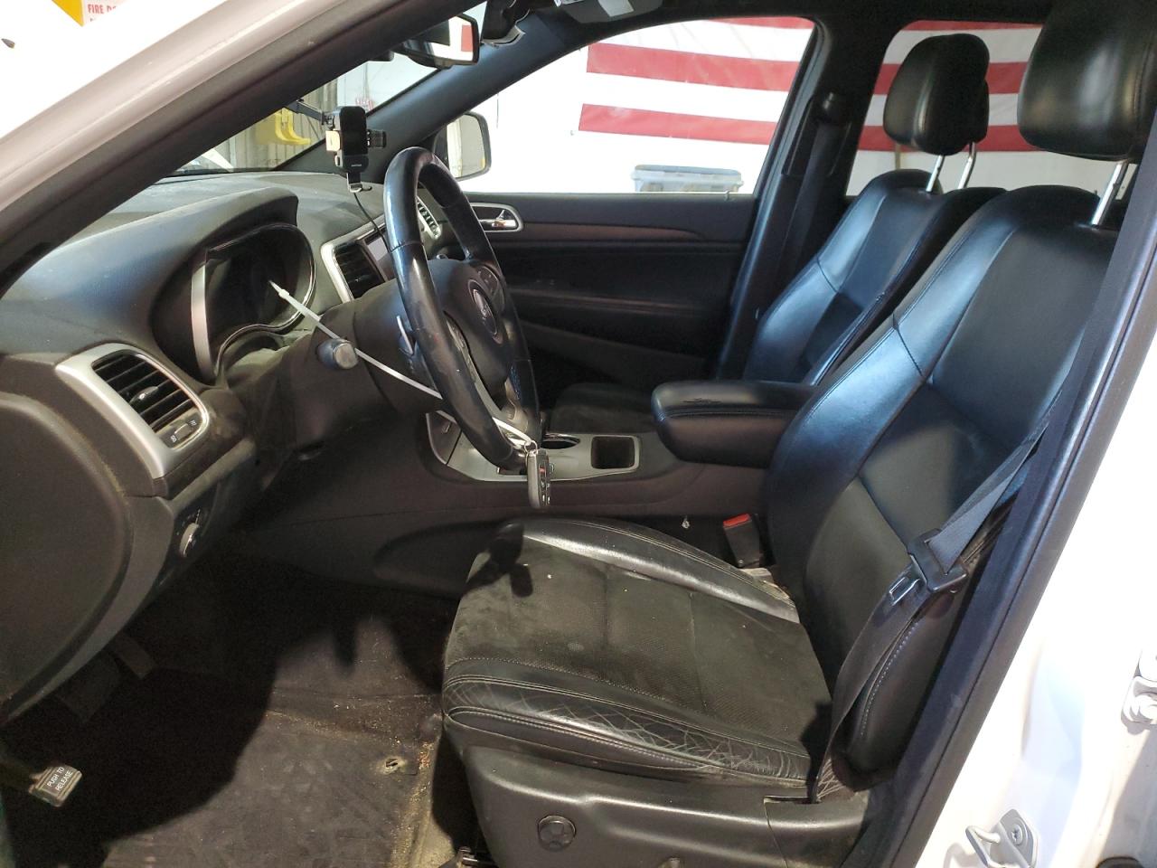 2015 Jeep Grand Cherokee Laredo VIN: 1C4RJFAG1FC211363 Lot: 81328995