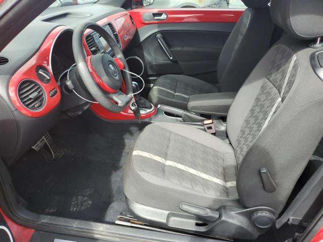  VOLKSWAGEN BEETLE 2017 Красный