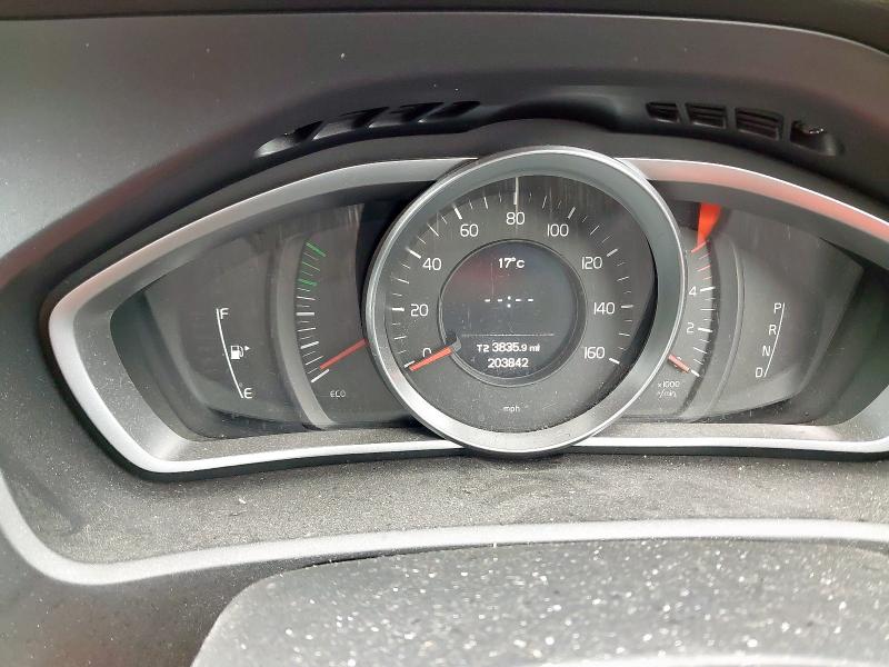 2013 VOLVO V40 CROSS COUNTRY SE D2 A D2 CROSS COUNTRY SE 5DR POWERSHIF