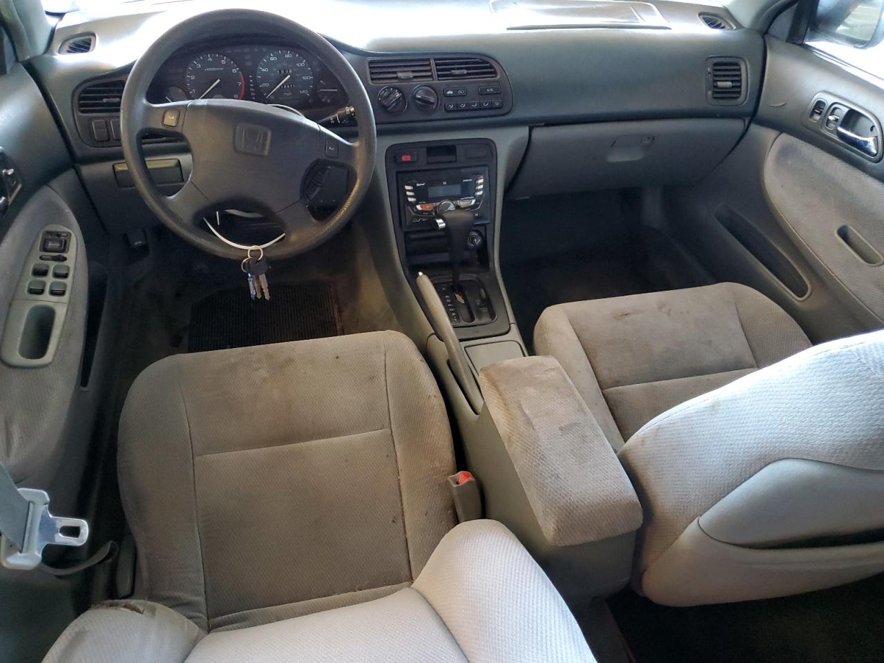 1996 Honda Accord Lx VIN: 1HGCD5639TA073934 Lot: 80319165