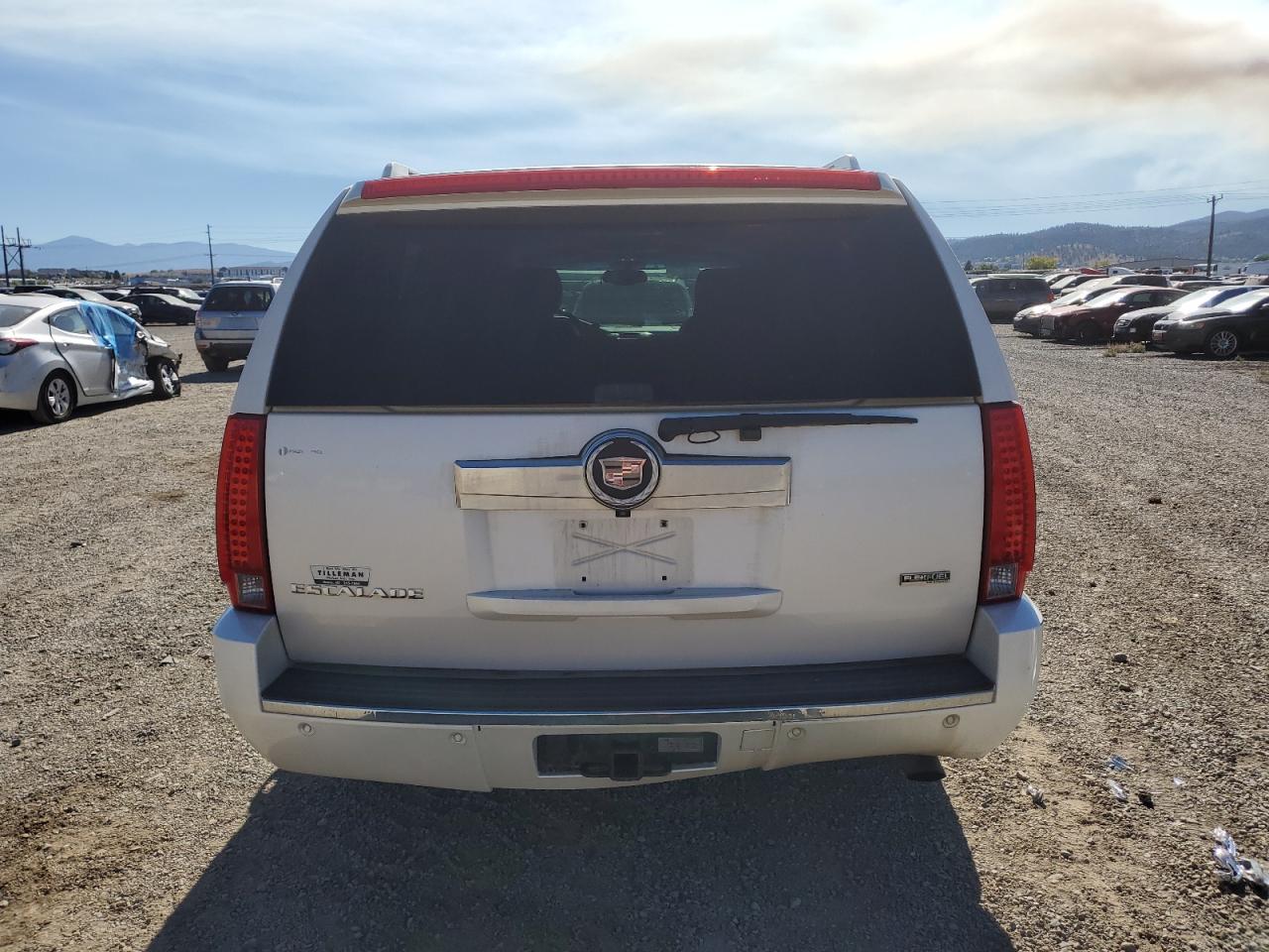 2011 Cadillac Escalade Esv Luxury VIN: 1GYS4HEF2BR359884 Lot: 80155675