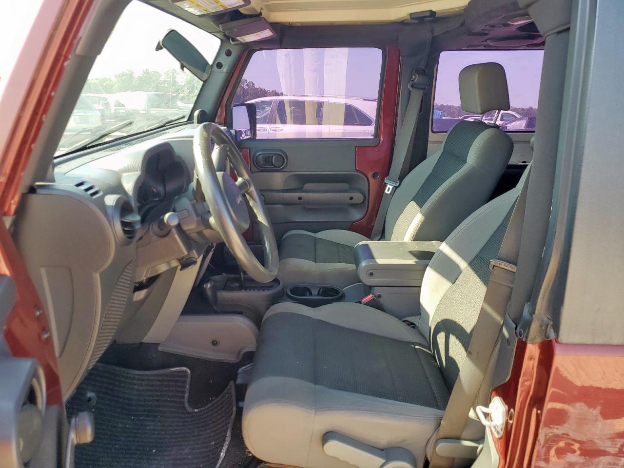 2007 Jeep Wrangler X VIN: 1J4FA24157L179144 Lot: 71403475