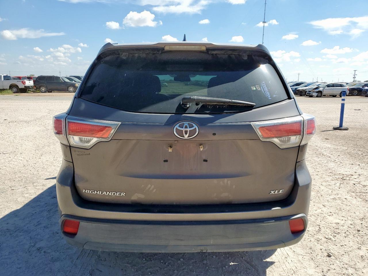 2014 Toyota Highlander Xle VIN: 5TDKKRFH0ES008236 Lot: 80858005