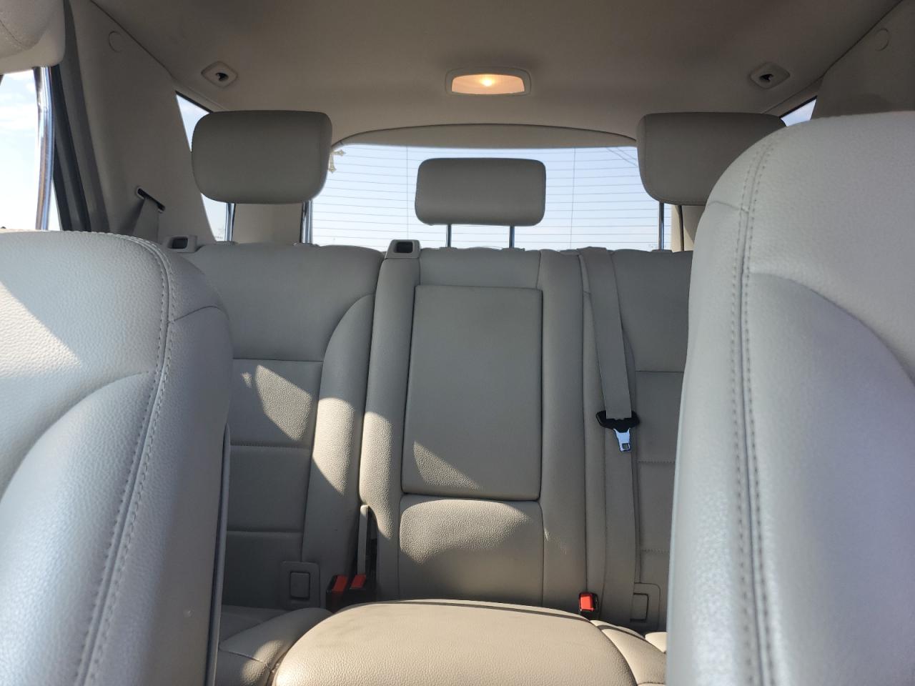 2011 Mercedes-Benz Ml 350 4Matic VIN: 4JGBB8GBXBA702571 Lot: 70705535