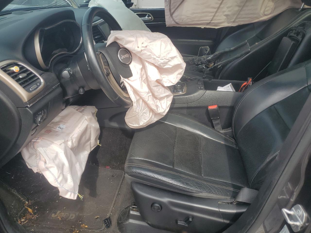 2015 Jeep Grand Cherokee Limited VIN: 1C4RJFBGXFC738199 Lot: 81890915