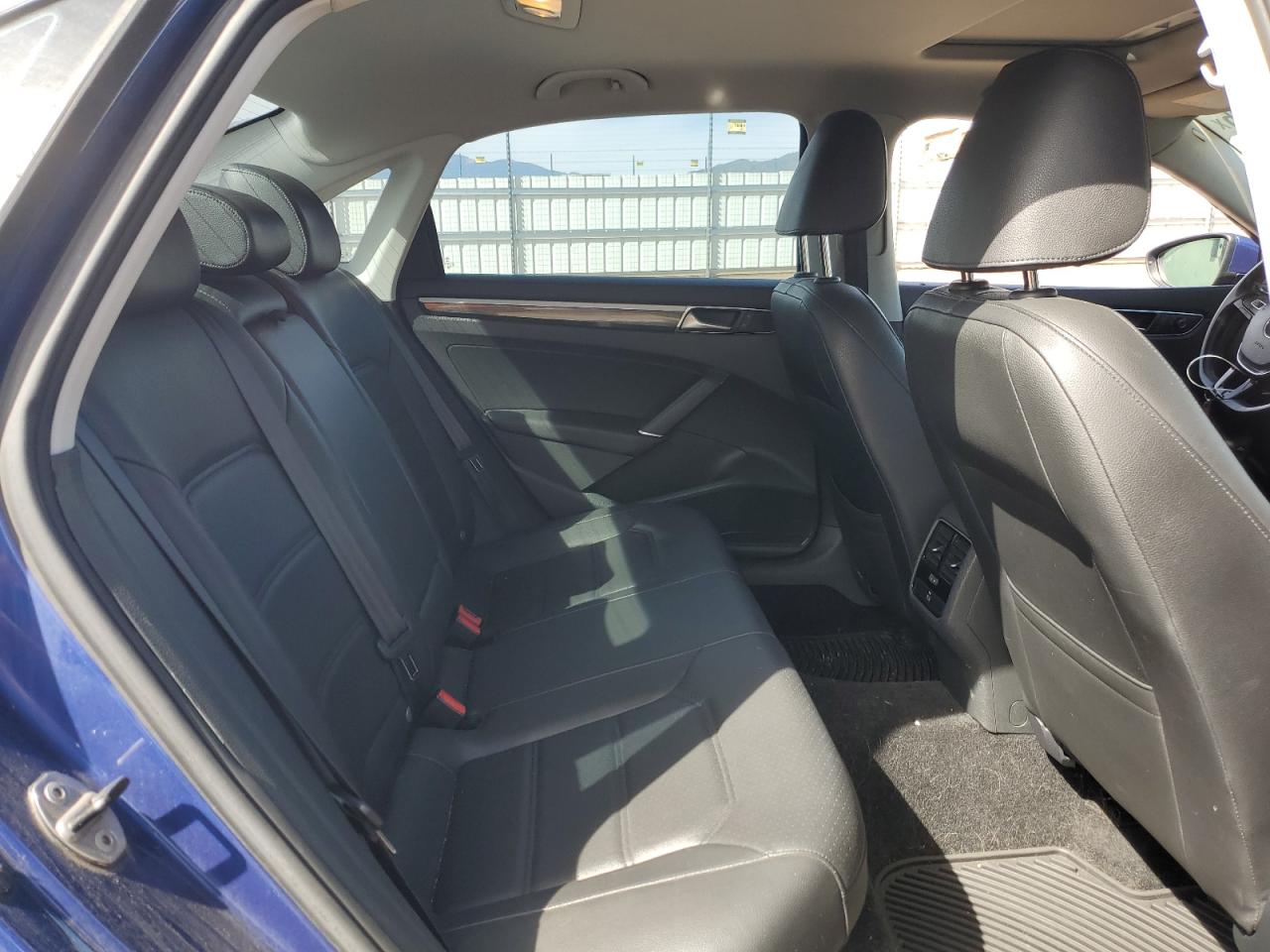 2017 Volkswagen Passat Se VIN: 1VWBT7A31HC012277 Lot: 81278185