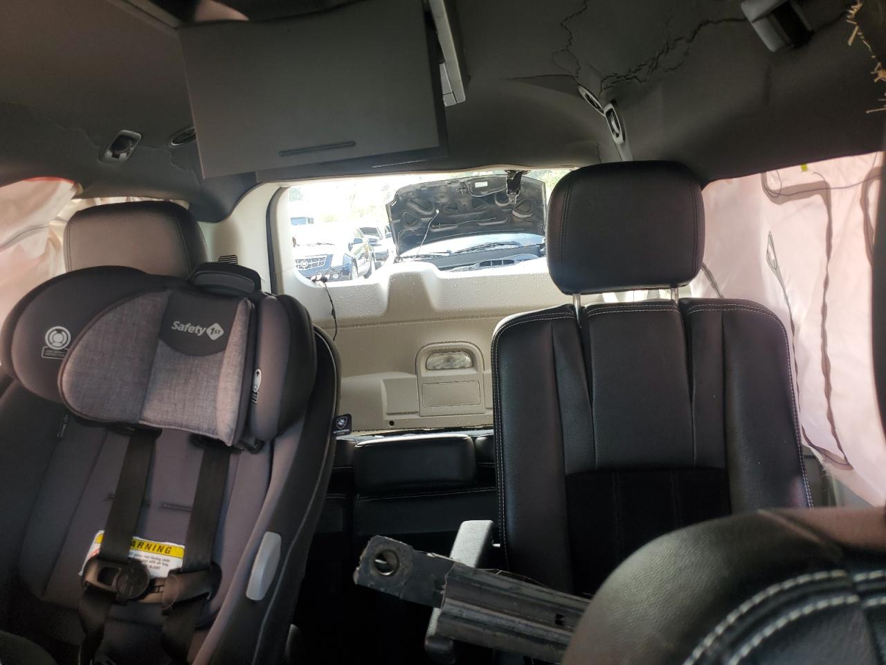 2017 Dodge Grand Caravan Sxt VIN: 2C4RDGCG5HR696532 Lot: 81471035