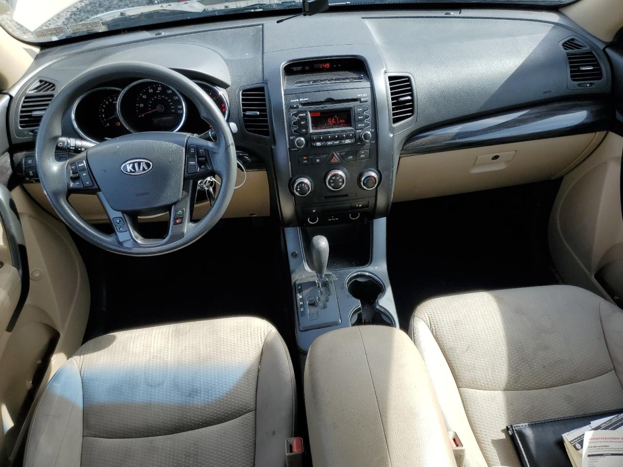 2011 Kia Sorento Base VIN: 5XYKTDA1XBG063358 Lot: 81527355